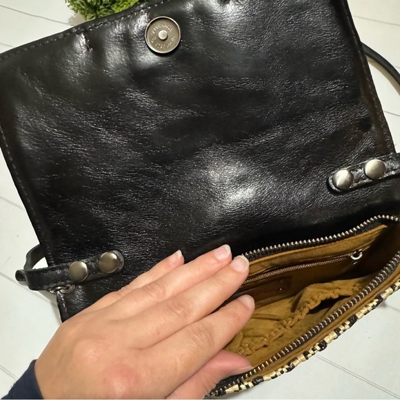 Patricia Nash EUC Apricale Clutch Crossbody Woven‎ Raffia Black Cream Leather - Picture 9 of 11